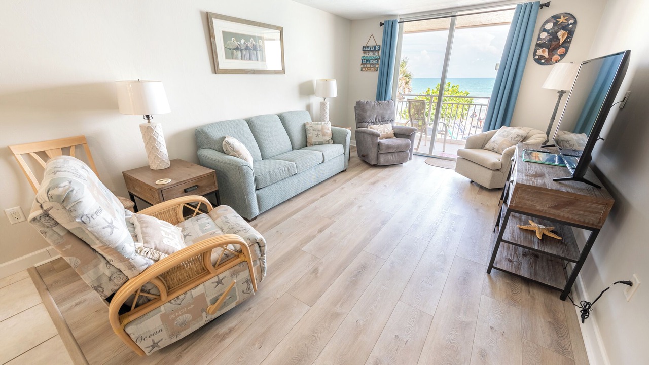 Photo of Livingroom in Indian Harbour Beach