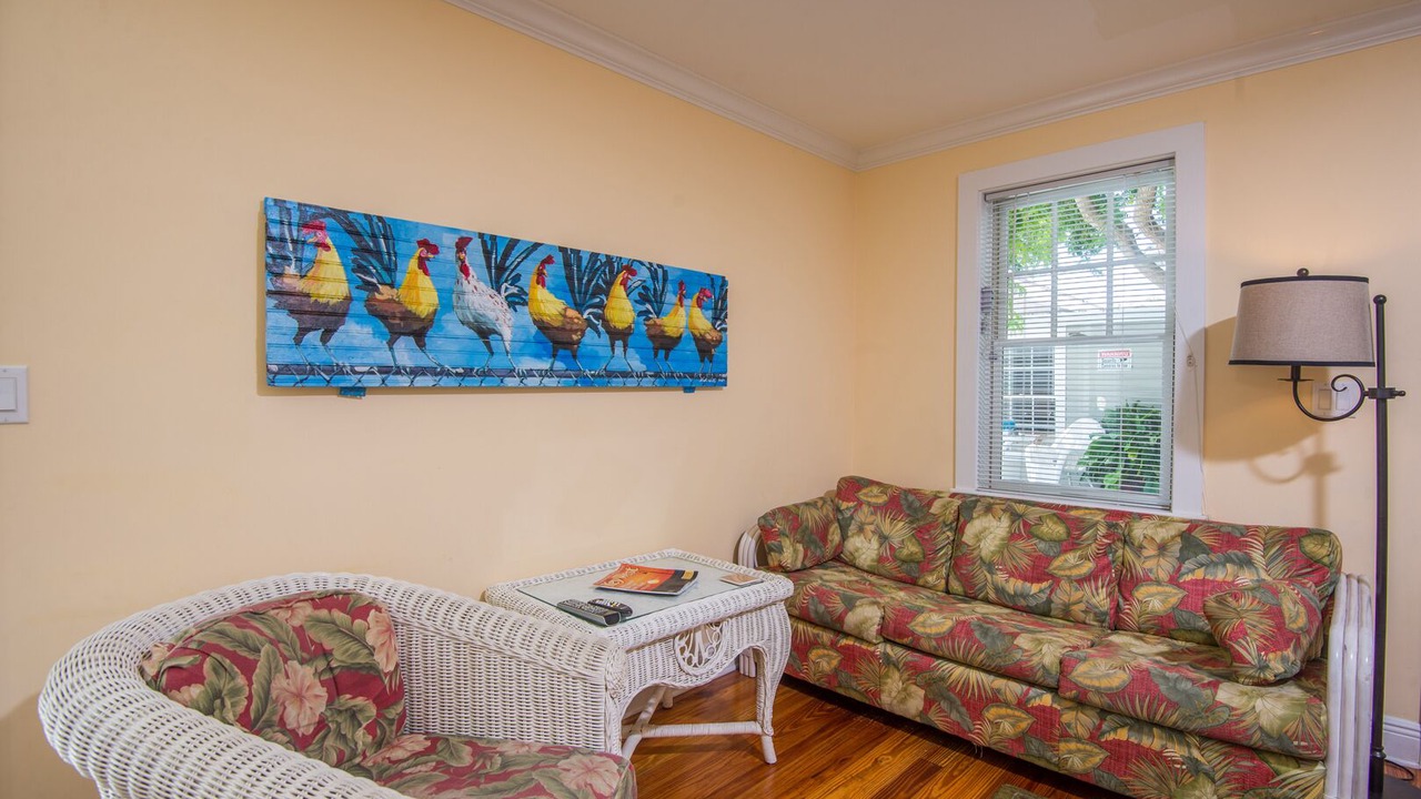 Photo of Livingroom in Downtown