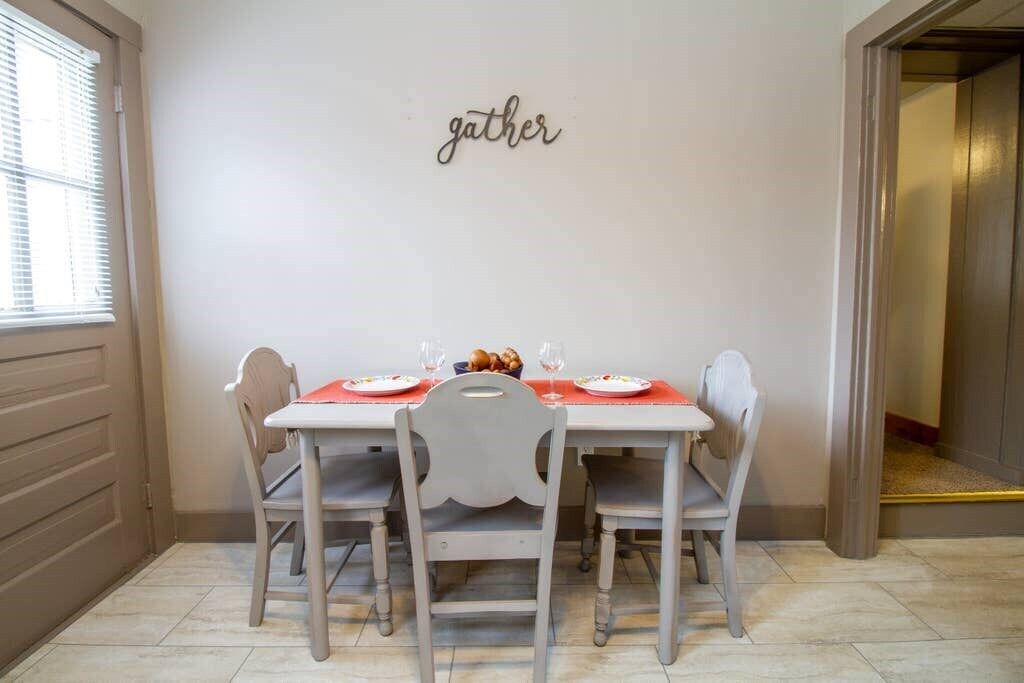 Photo of Others in Hermann