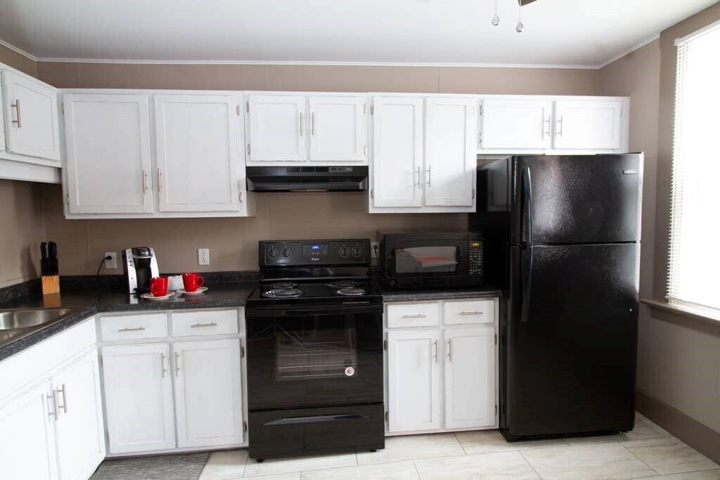 Photo of Others in Hermann