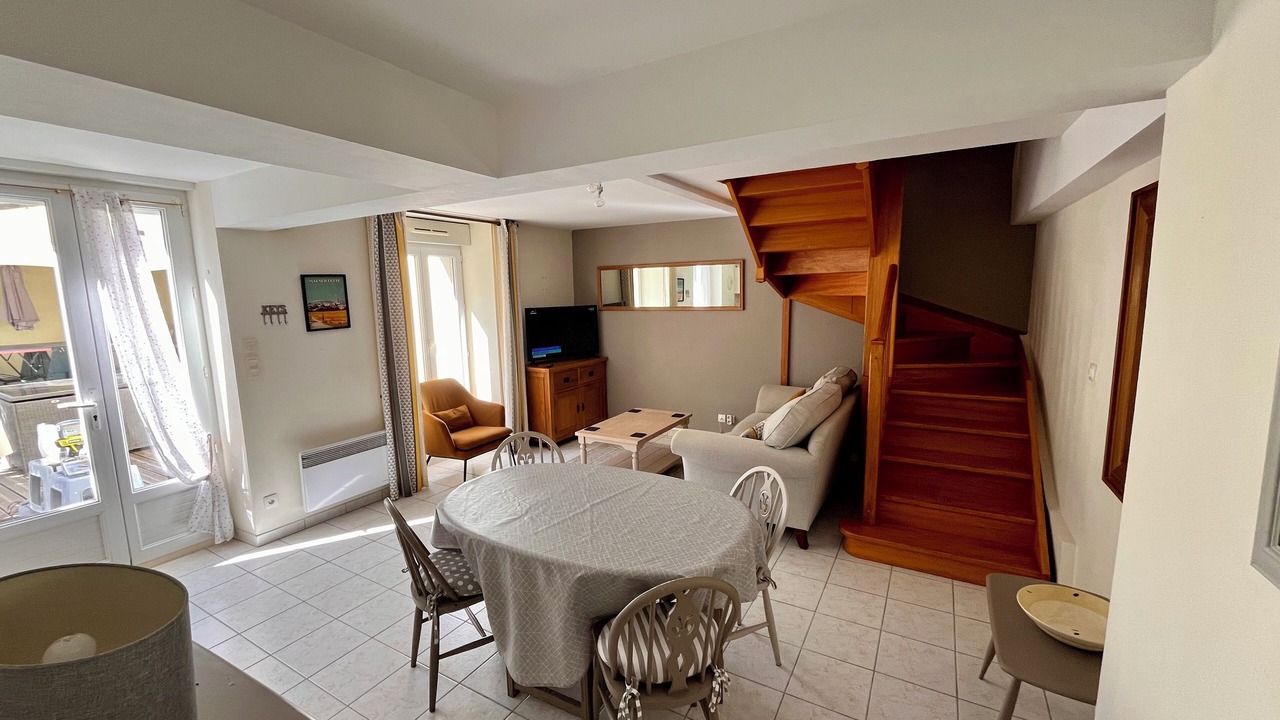 Photo of Livingroom in Marseillette