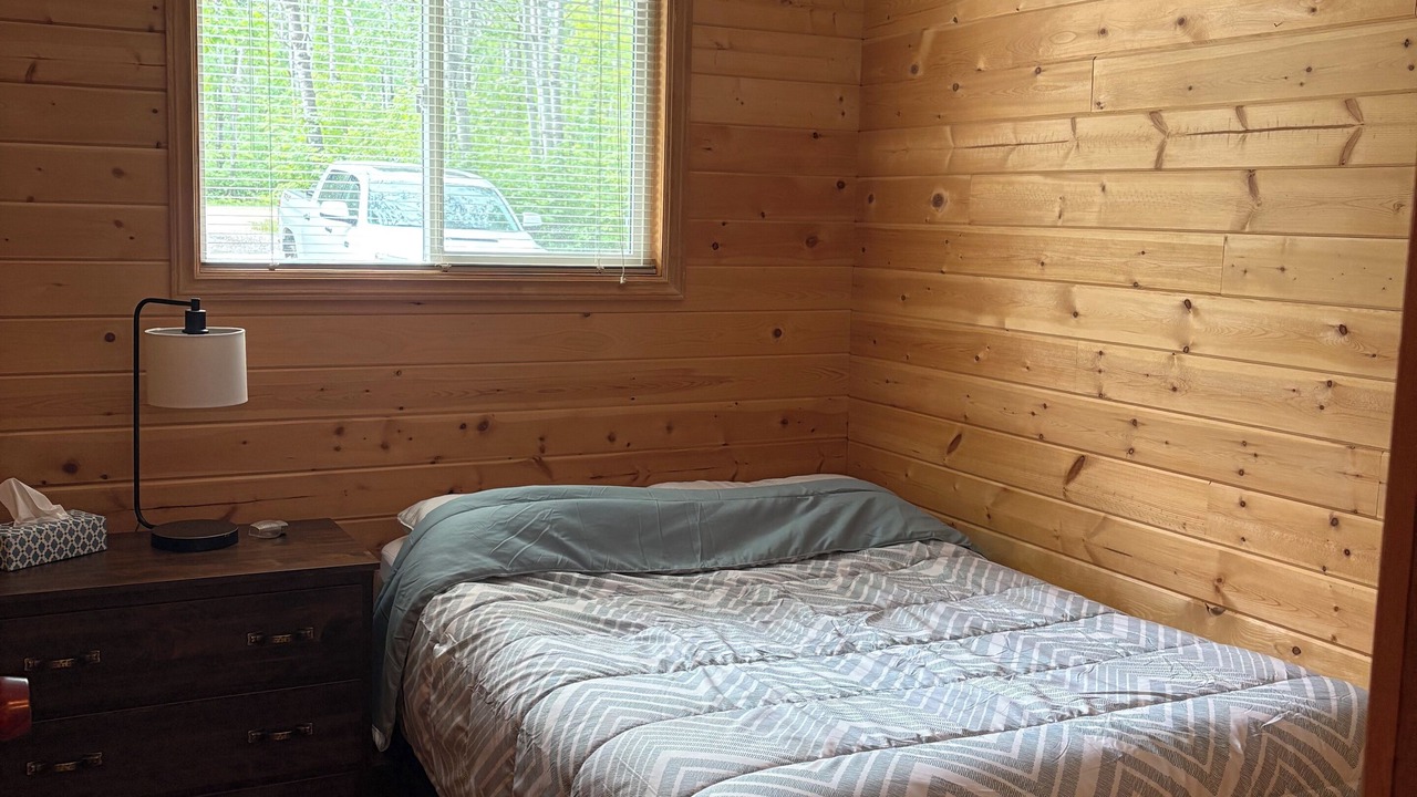 Photo of Bedroom in Traverse Bay