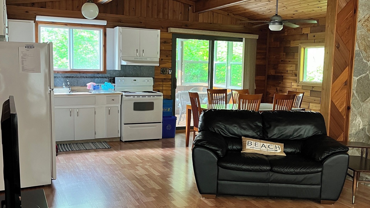 Photo of Livingroom in Traverse Bay
