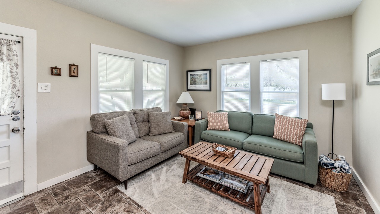 Photo of Livingroom in Fulton