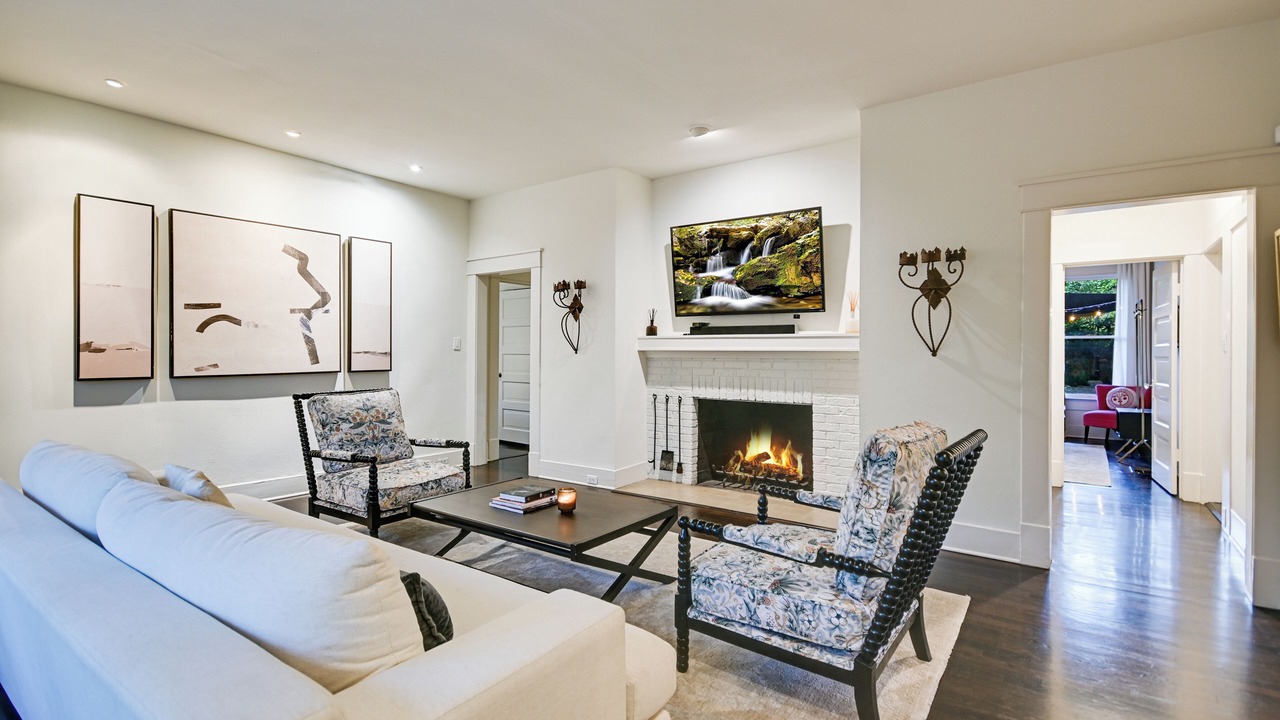 Photo of Livingroom in Clarksville