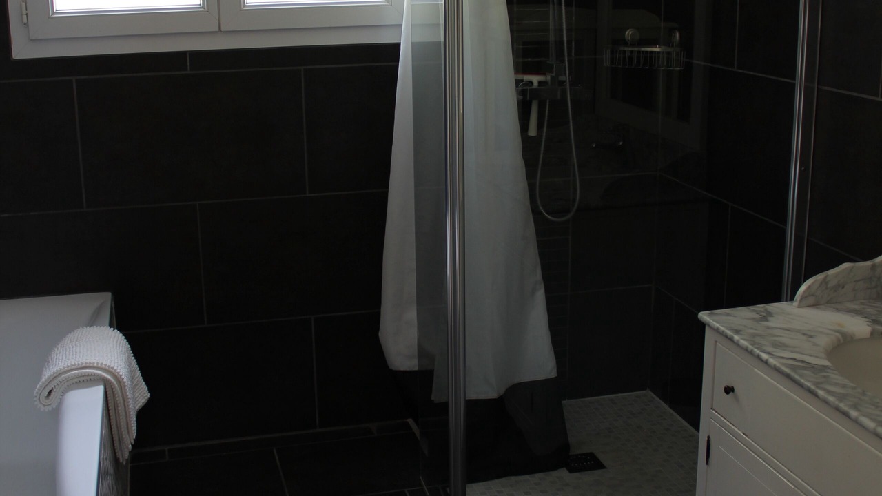 Photo of Bathroom in Pinet