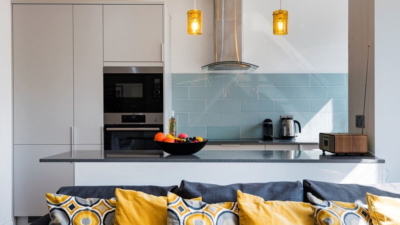 Photo of Others in Earl's Court