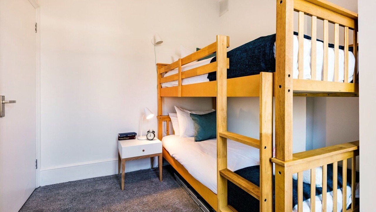 Photo of Bedroom in Earl's Court