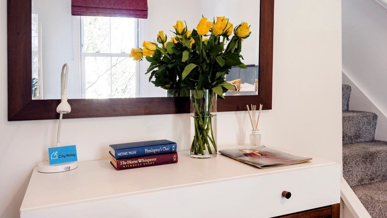 Photo of Others in Earl's Court