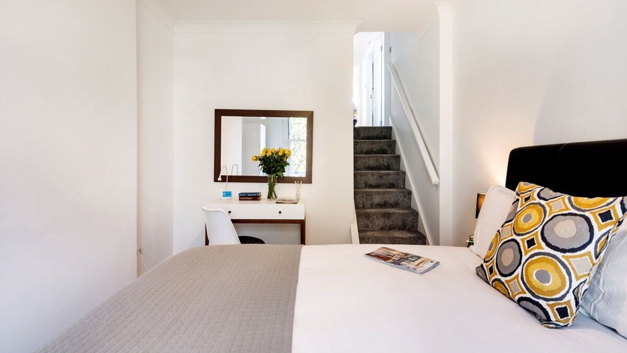 Photo of Bedroom in Earl's Court