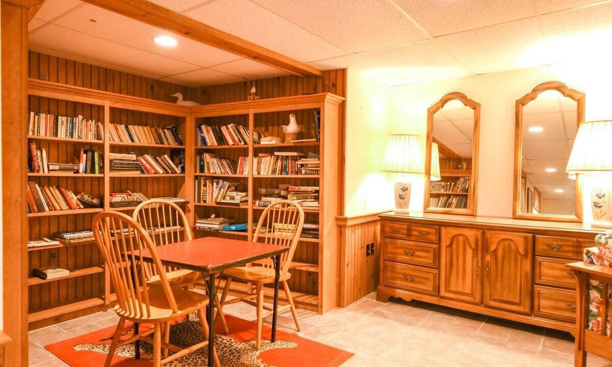 Photo of Others in East Orleans