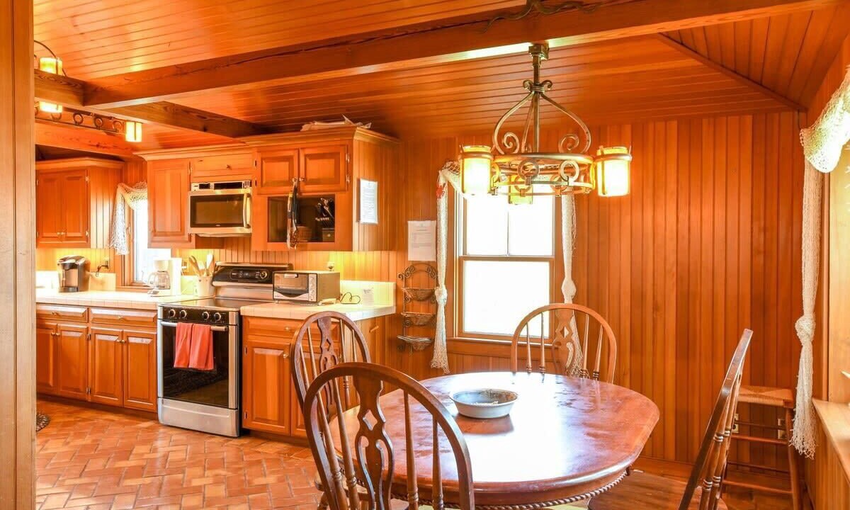 Photo of Others in East Orleans