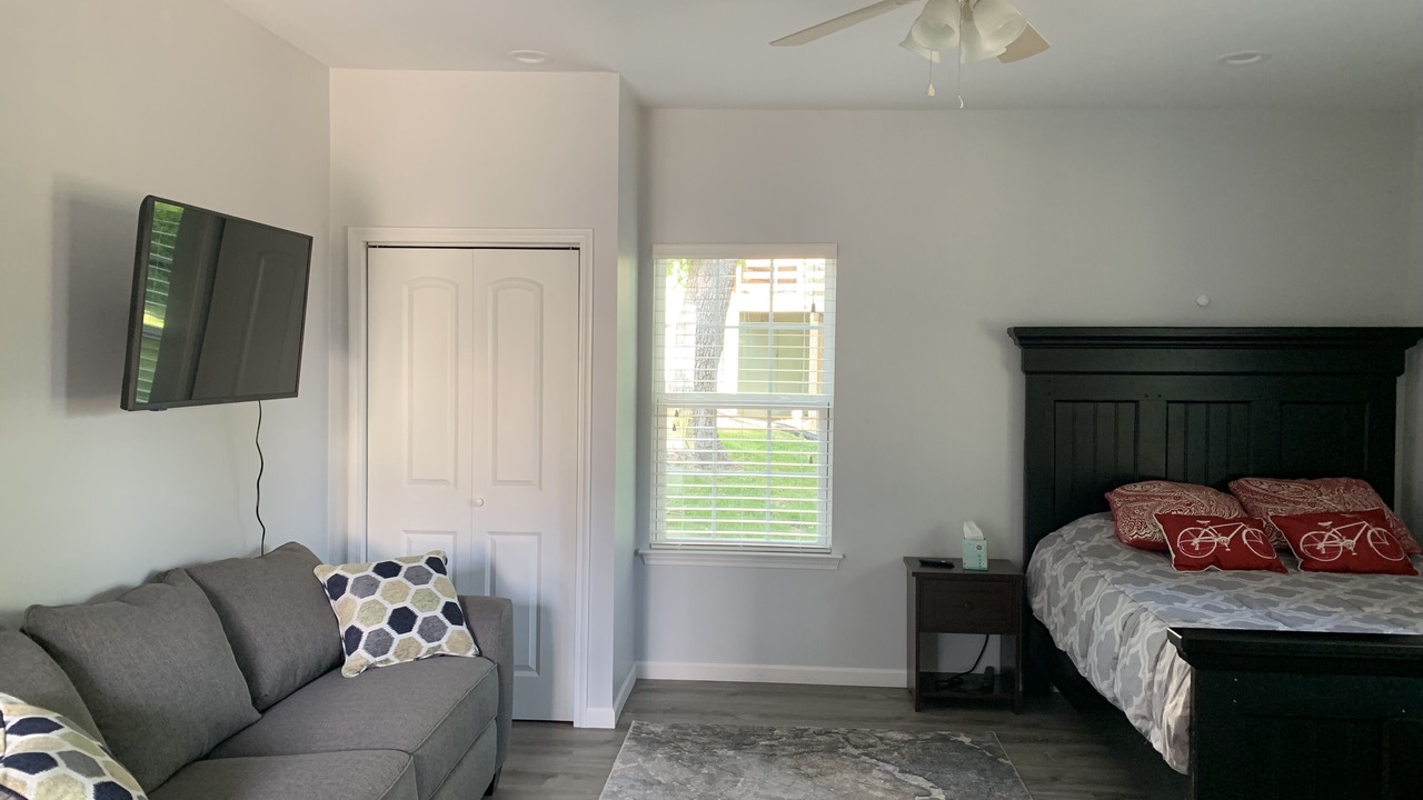 Photo of Bedroom in Northside