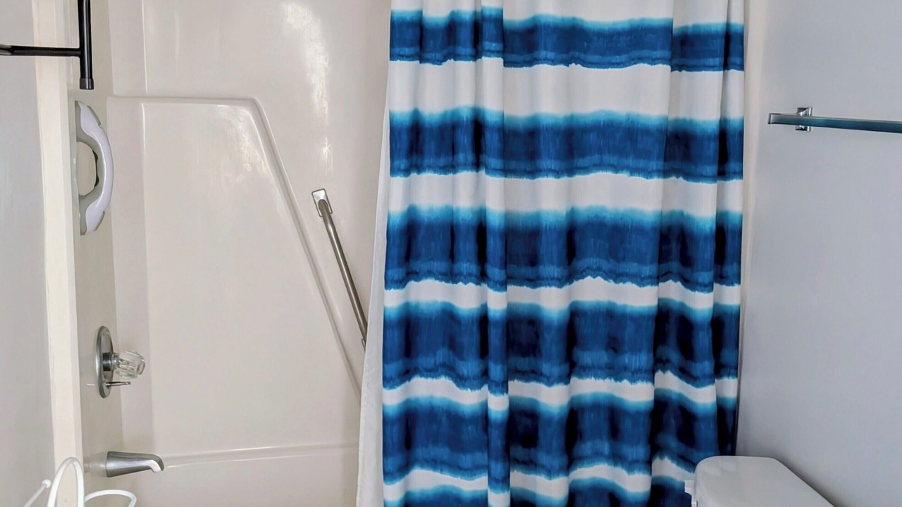 Photo of Bathroom in Surfside Beach