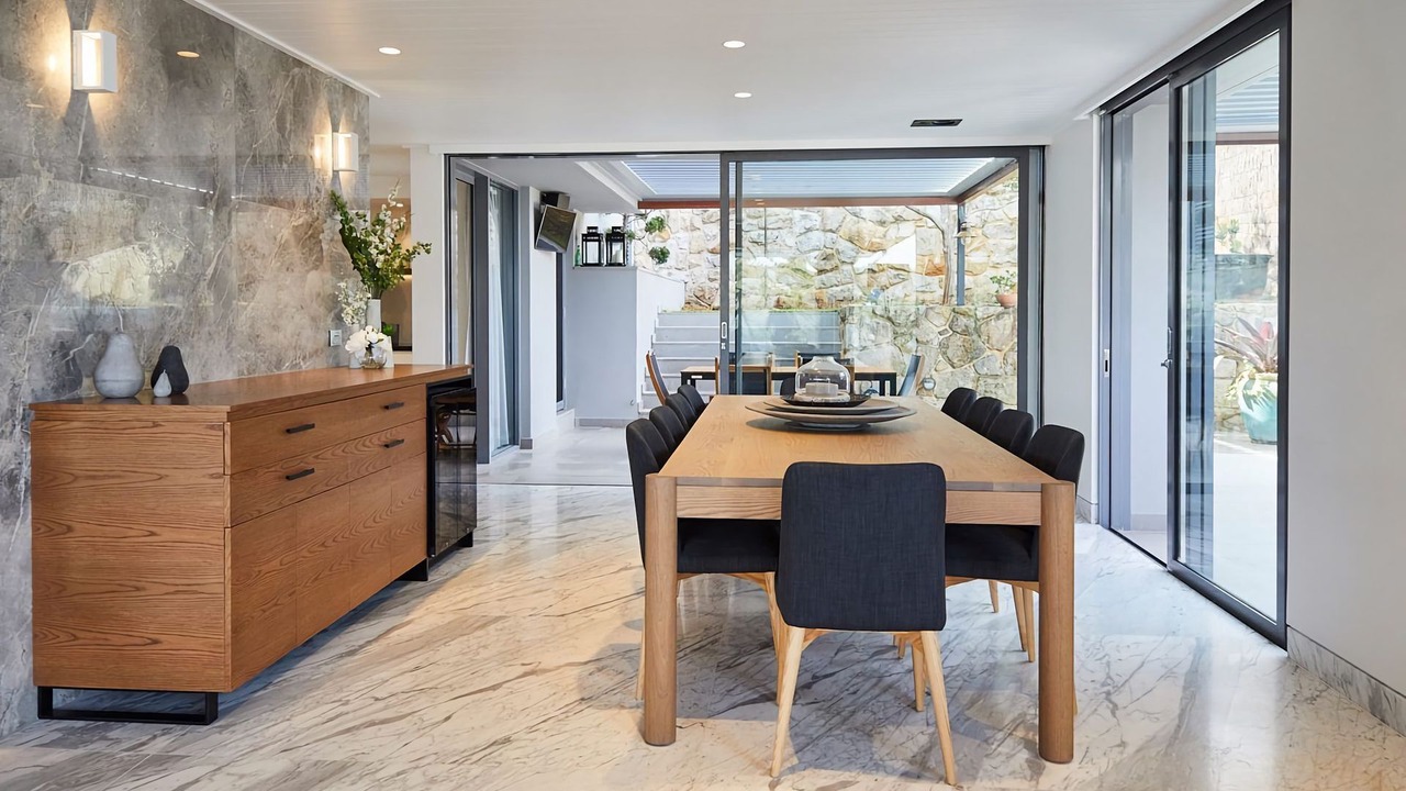 Photo of Others in Whale Beach