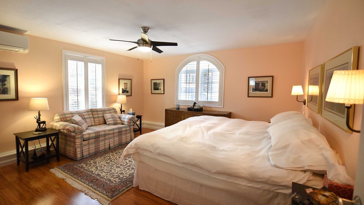 Photo of Bedroom in Skaneateles