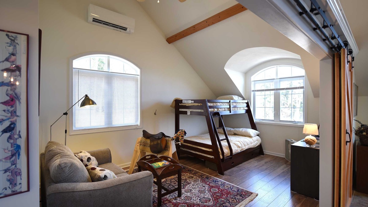 Photo of Bedroom in Skaneateles