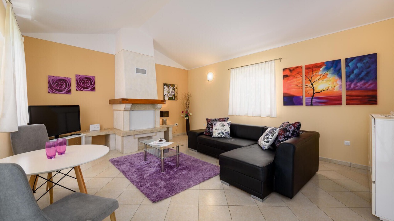 Photo of Bedroom in Mofardini