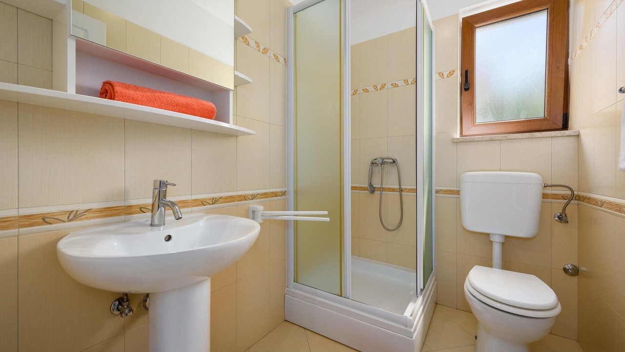 Photo of Bathroom in Mofardini