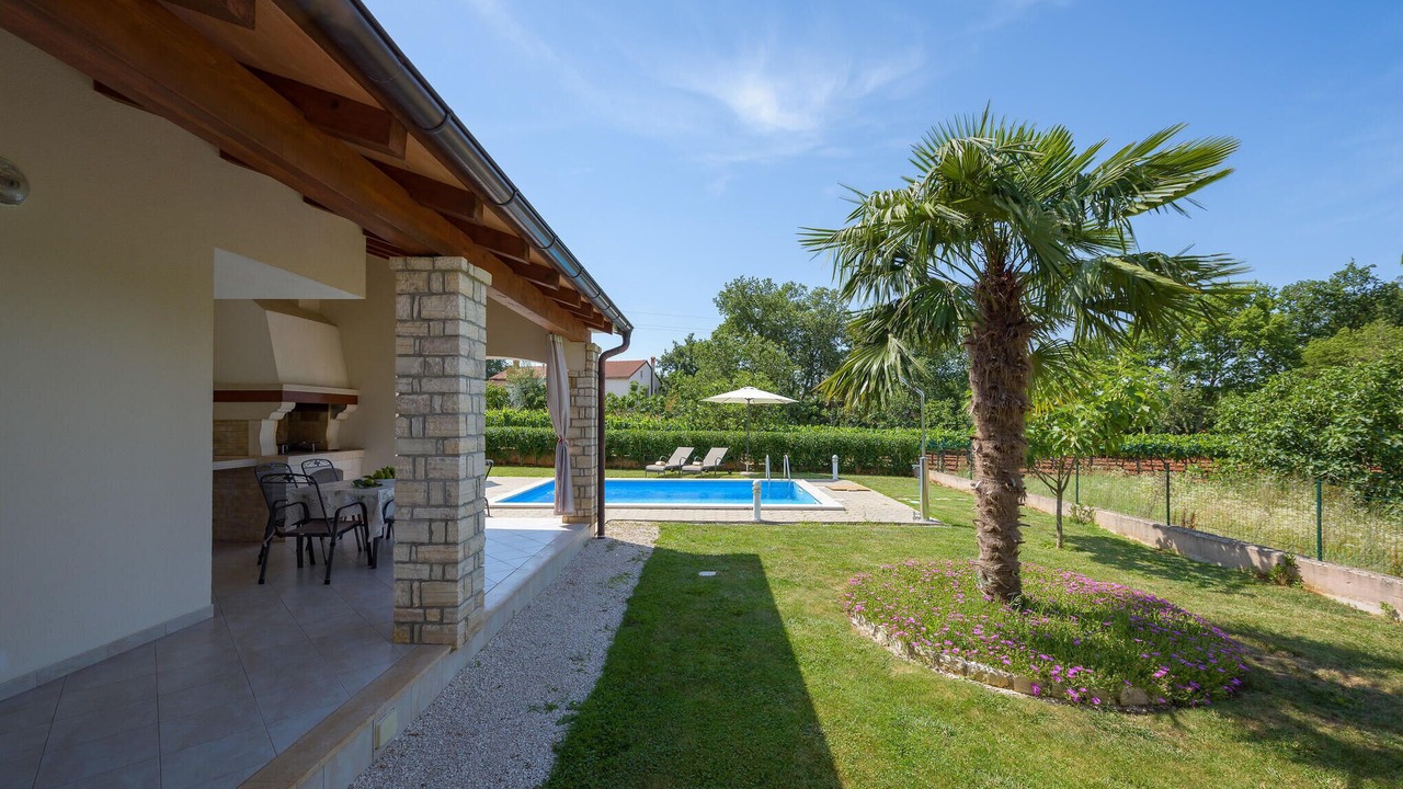 Photo of Outdoor in Mofardini