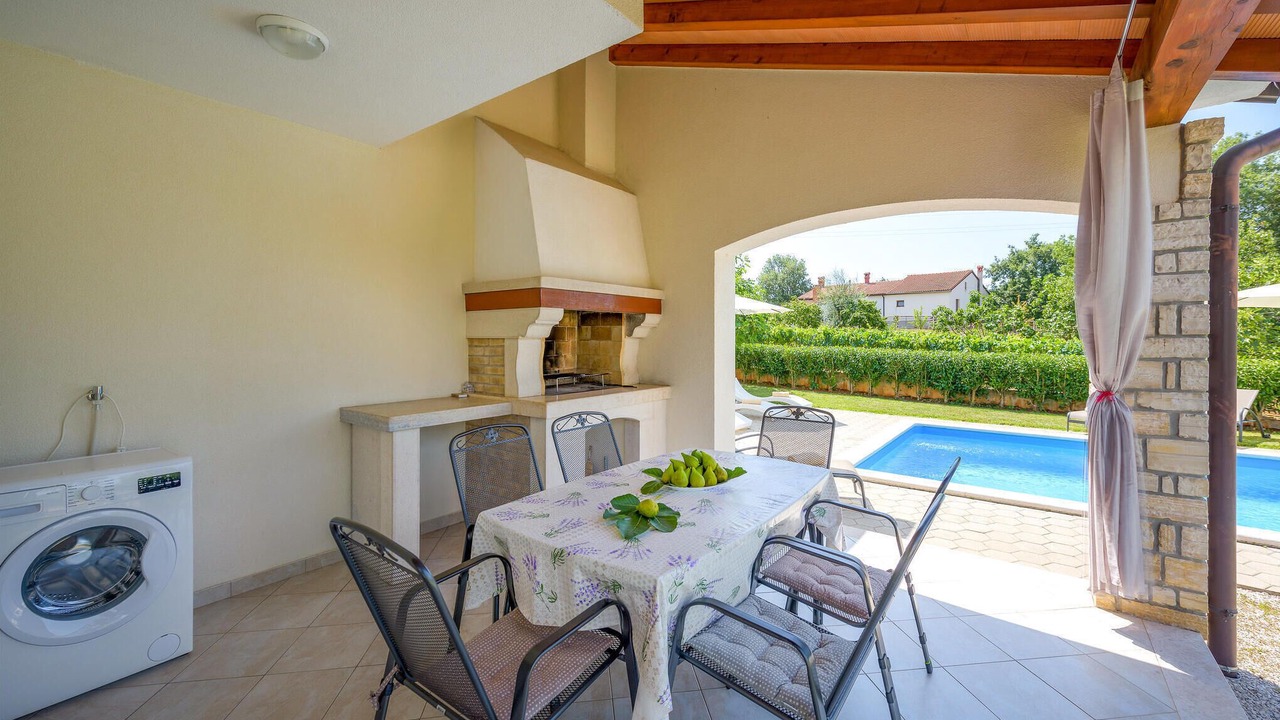 Photo of Outdoor in Mofardini