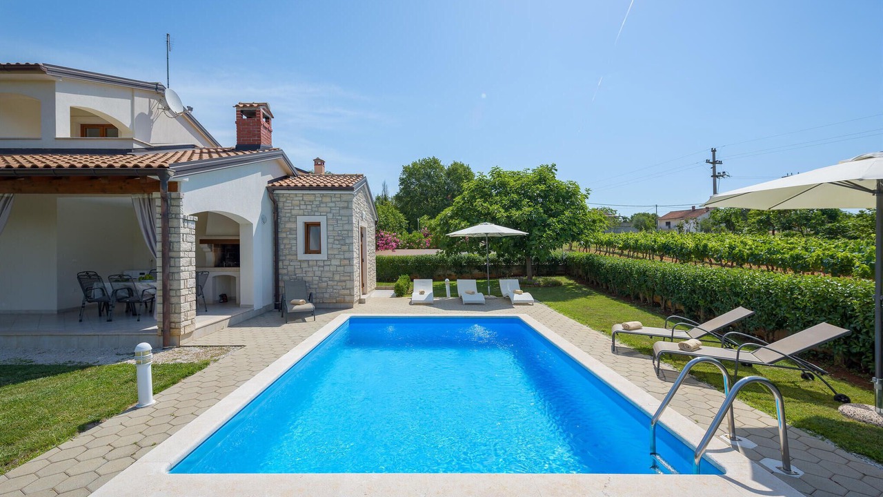 Photo of Outdoor in Mofardini