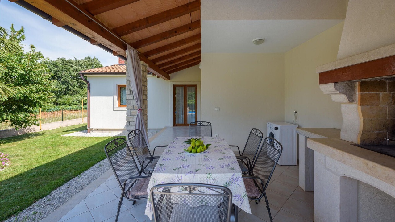 Photo of Outdoor in Mofardini