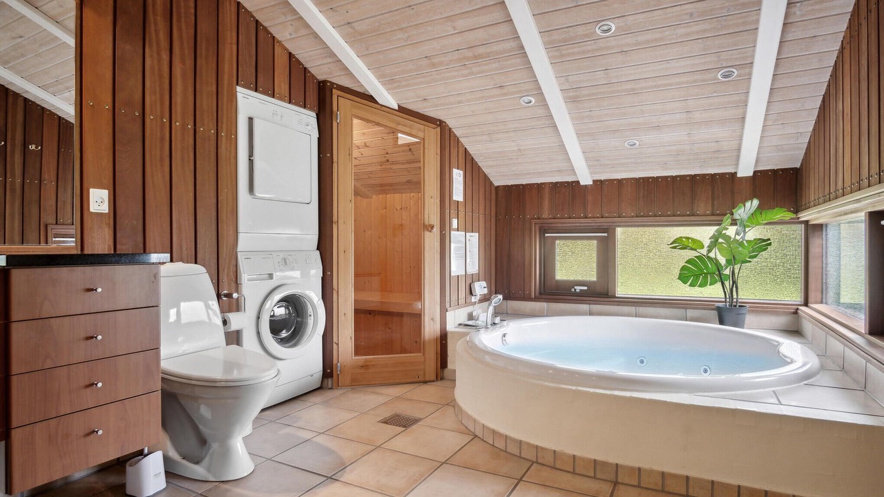 Photo of Bathroom in Lyngsbæk Strand