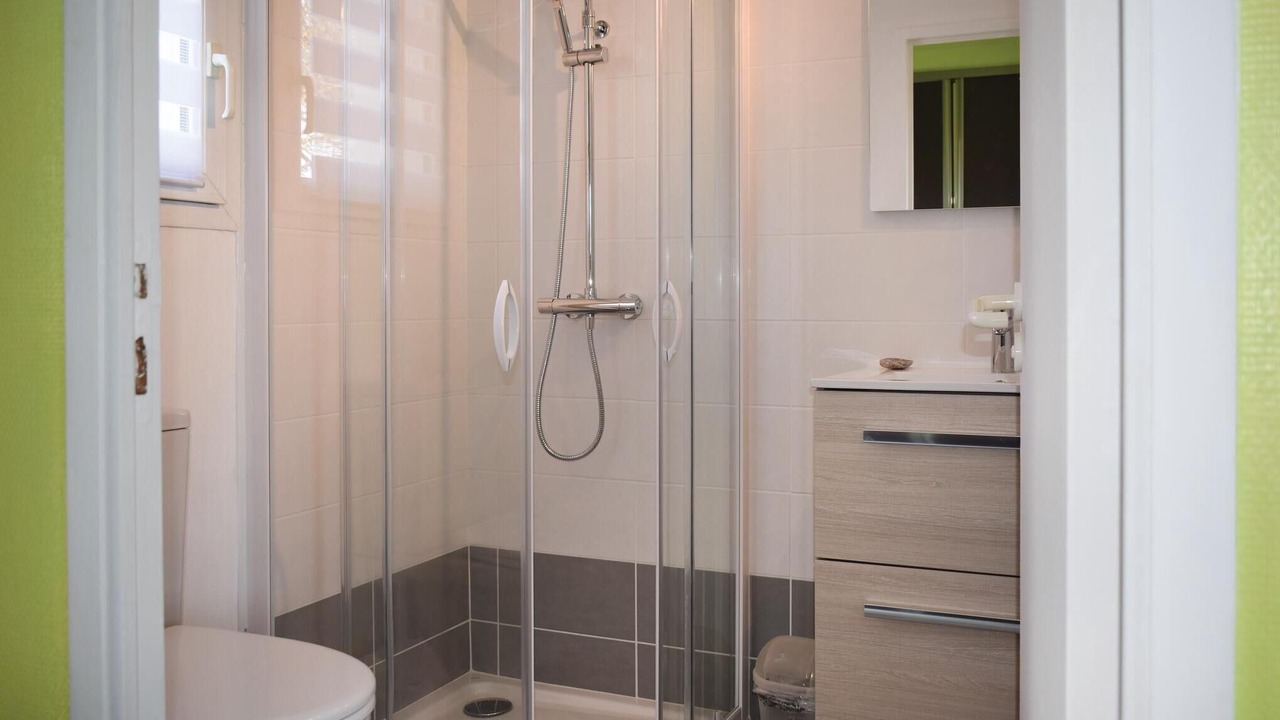 Photo of Bathroom in Trevou-Treguignec