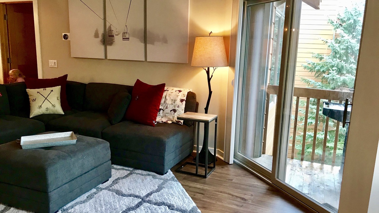 Photo of Livingroom in Bellaire