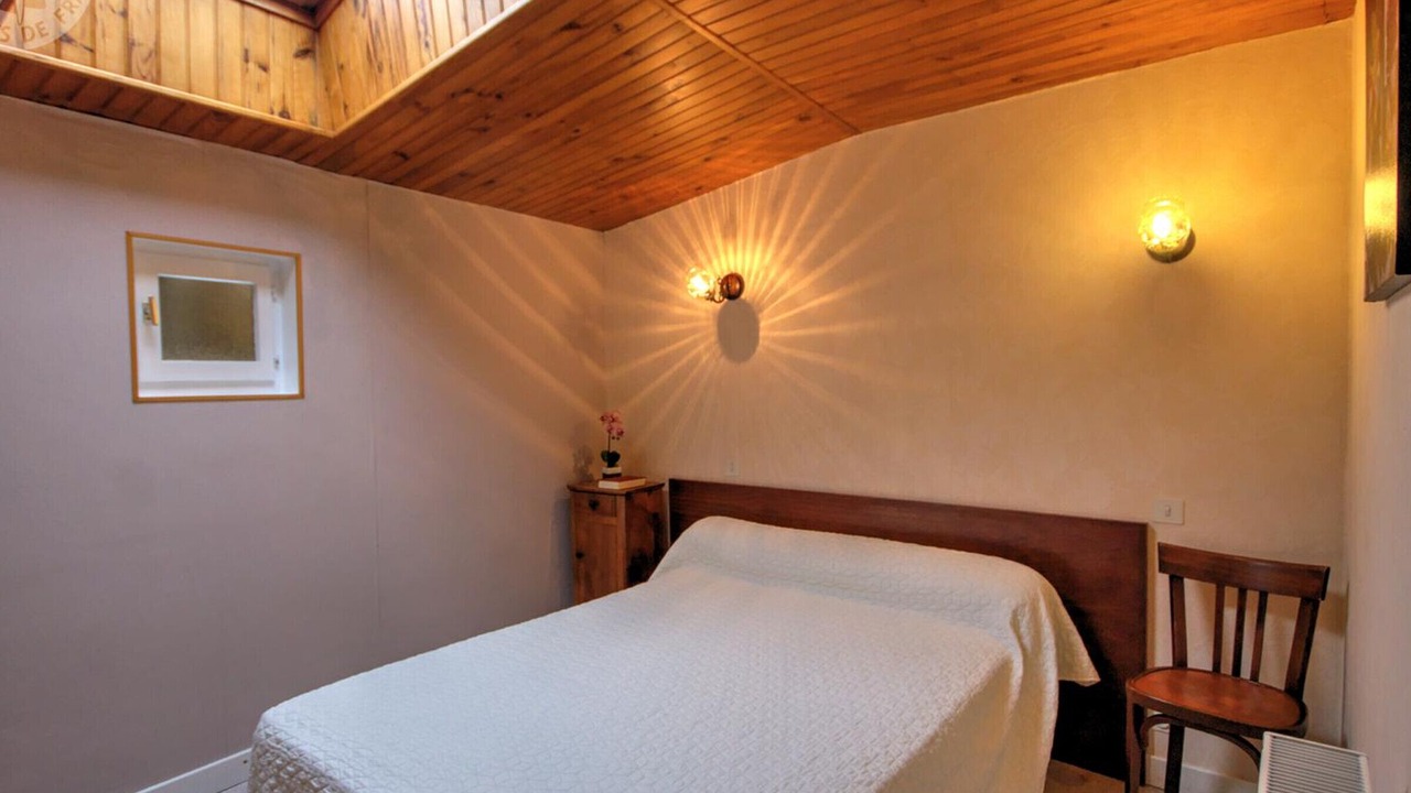 Photo of Bedroom in Saint-Didier-sur-Rochefort