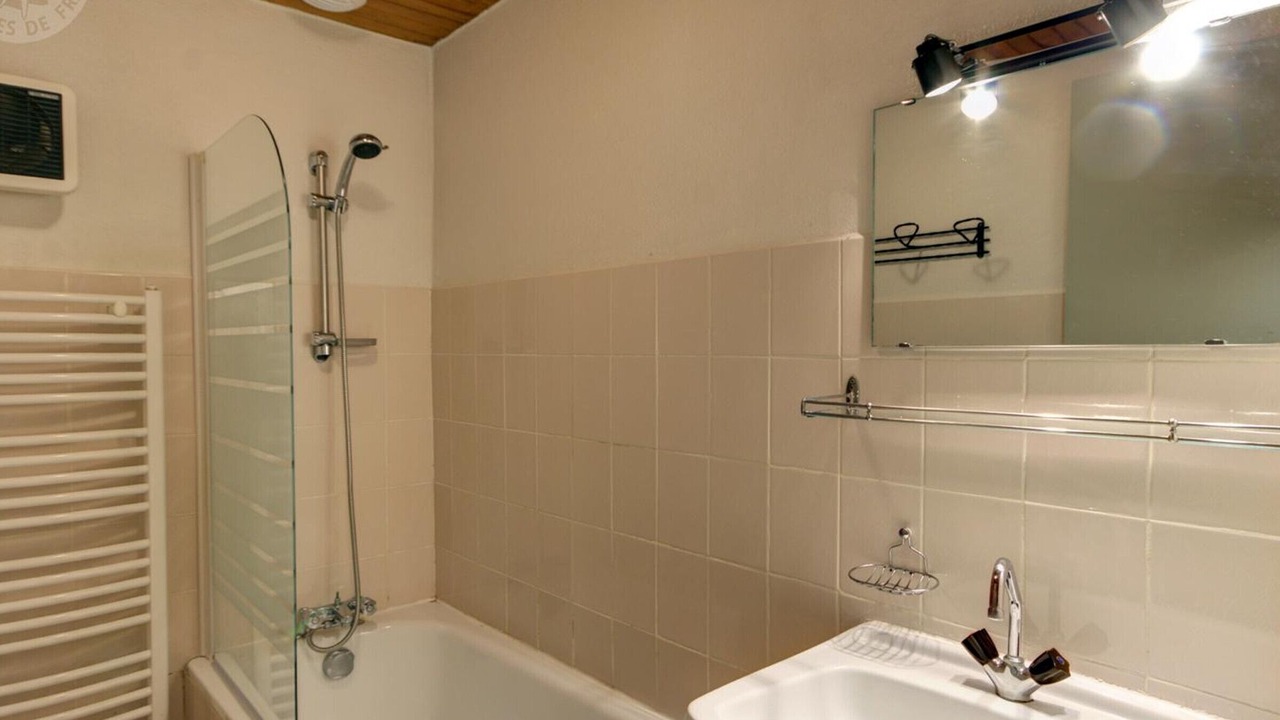 Photo of Bathroom in Saint-Didier-sur-Rochefort