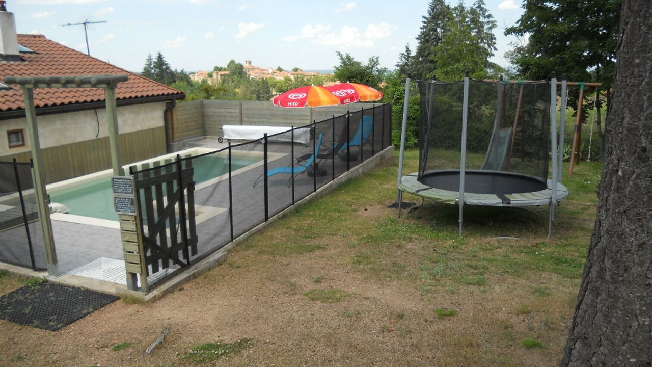 Photo of Outdoor in Saint-Haon-le-Chatel