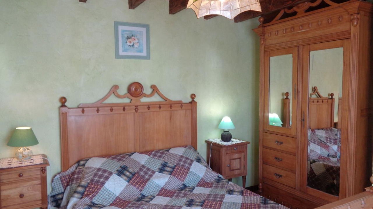 Photo of Bedroom in Saint-Haon-le-Chatel