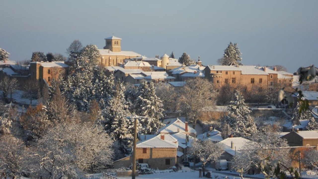 Photo of Outdoor in Saint-Haon-le-Chatel