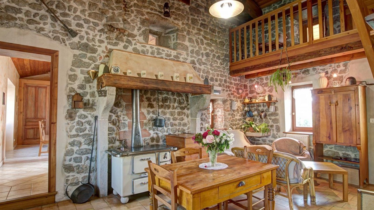 Photo of Others in Essertines-en-Chatelneuf