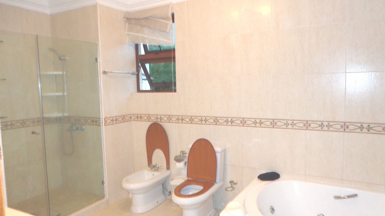 Photo of Bathroom in Villas Del Mar