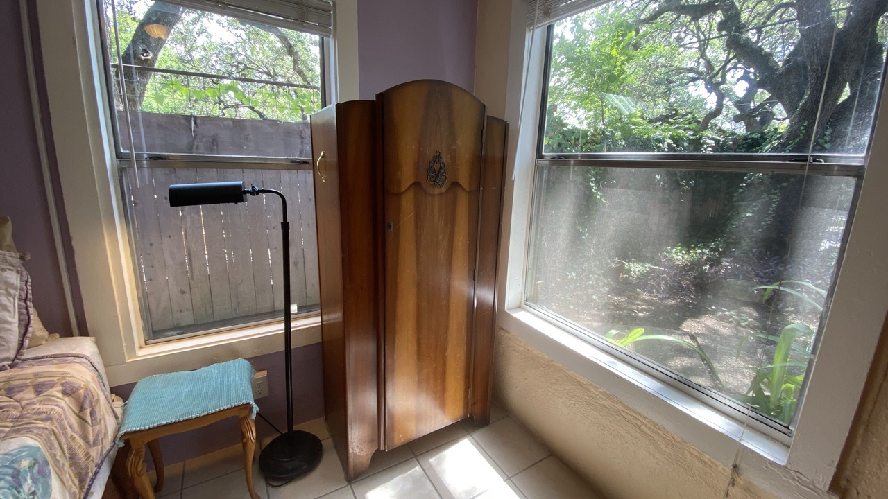 Photo of Bedroom in South River City