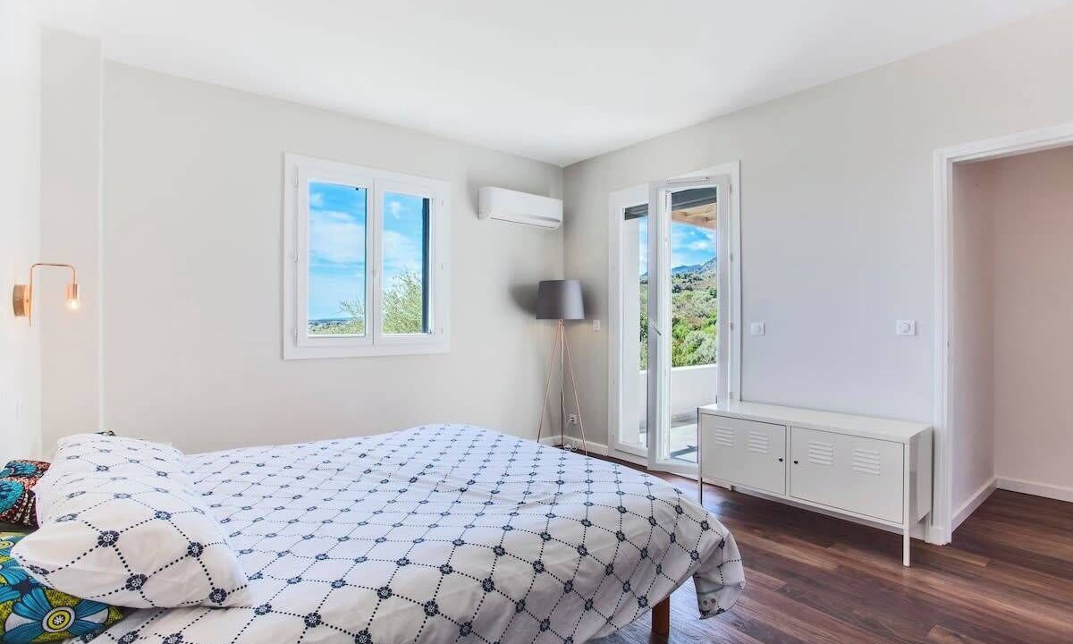 Photo of Bedroom in Furiani