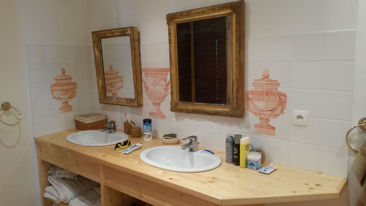 Photo of Bathroom in Loix