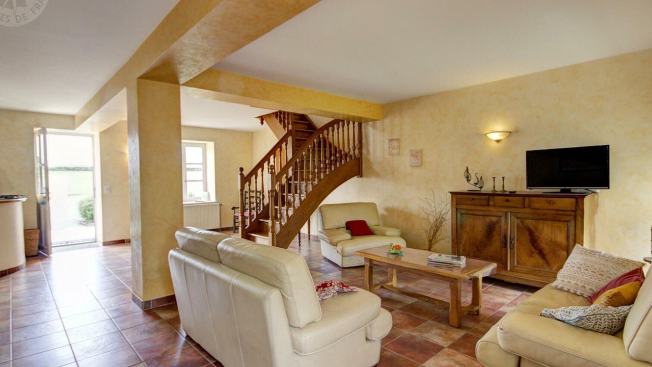 Photo of Livingroom in Chalain-le-Comtal