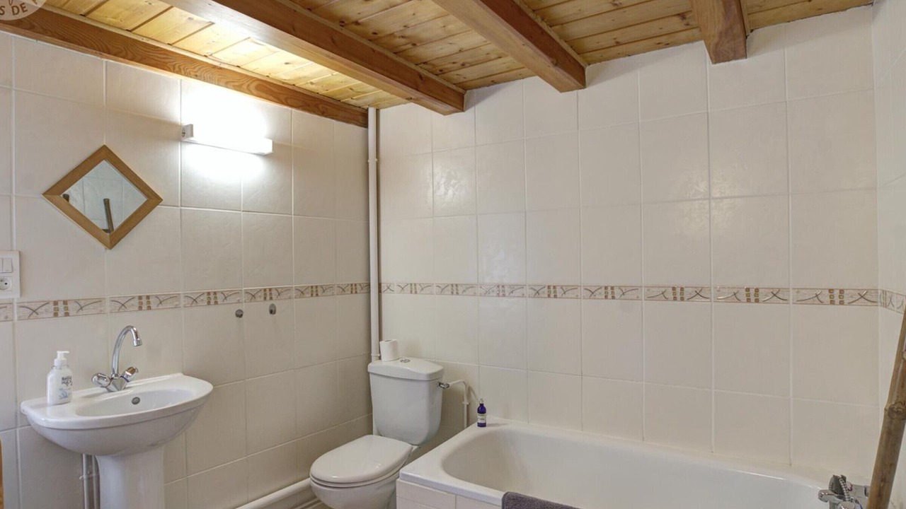 Photo of Bathroom in Saint-Bonnet-le-Courreau