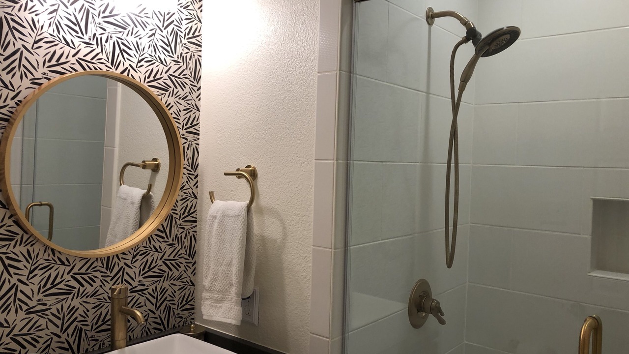 Photo of Bathroom in Rob Roy On The Lake