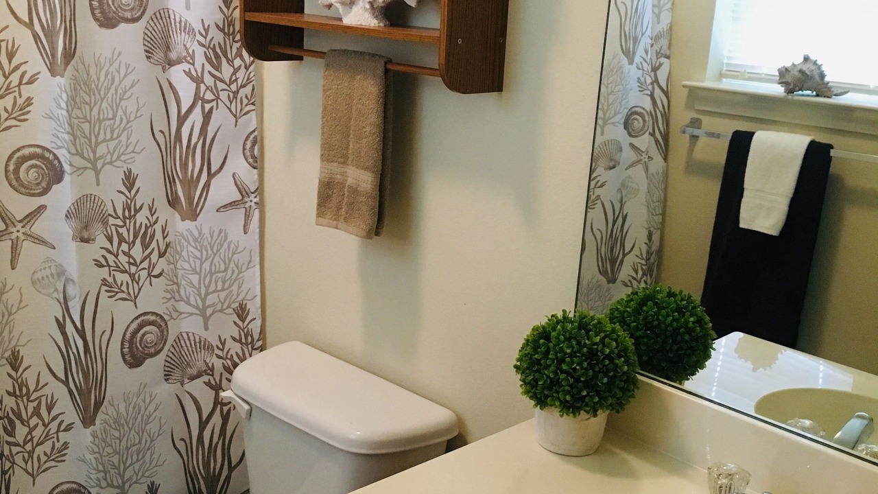 Photo of Bathroom in Kerens