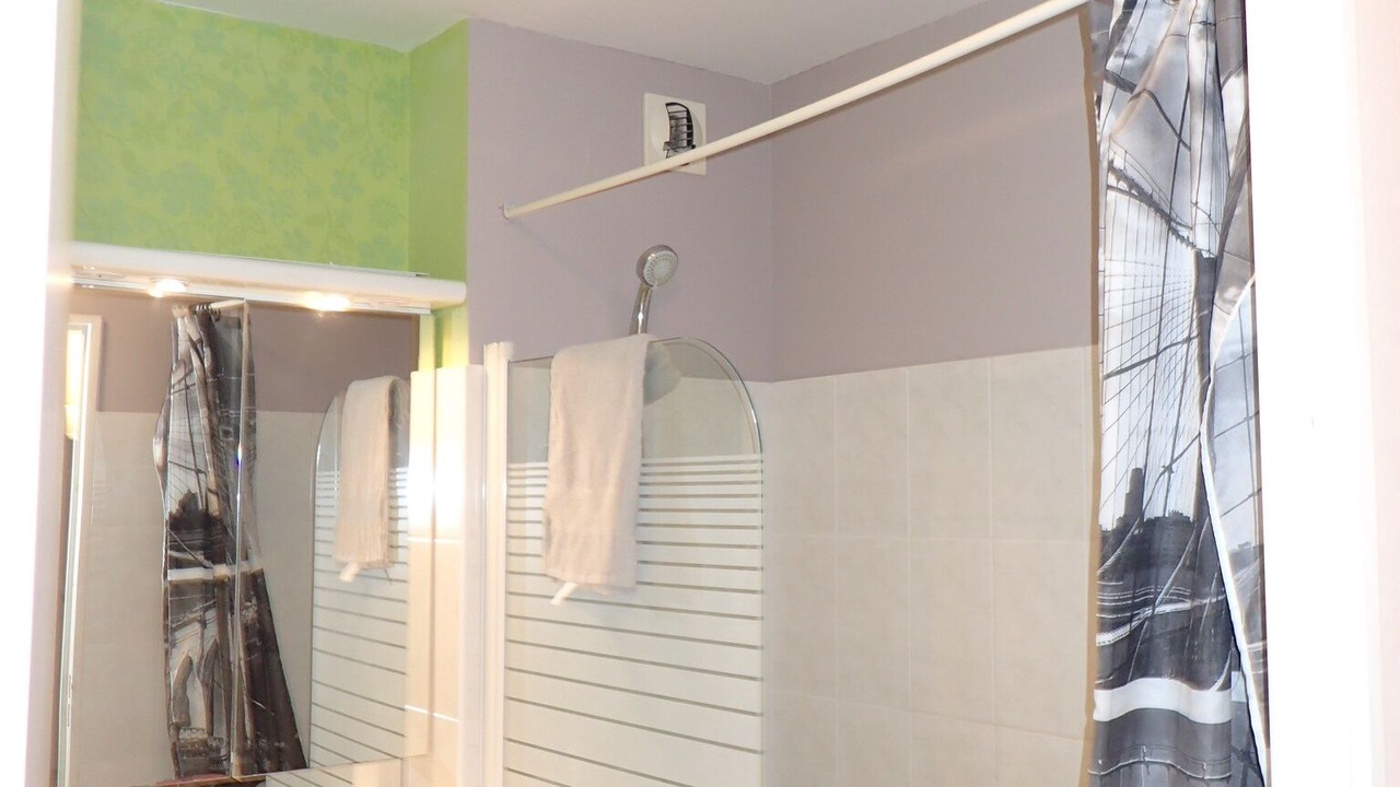 Photo of Bathroom in Tours