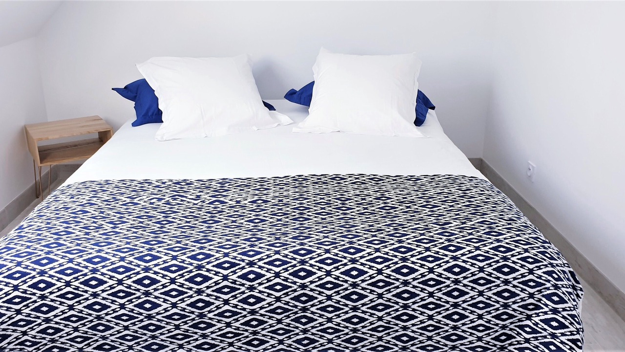Photo of Bedroom in Plonevez-Porzay