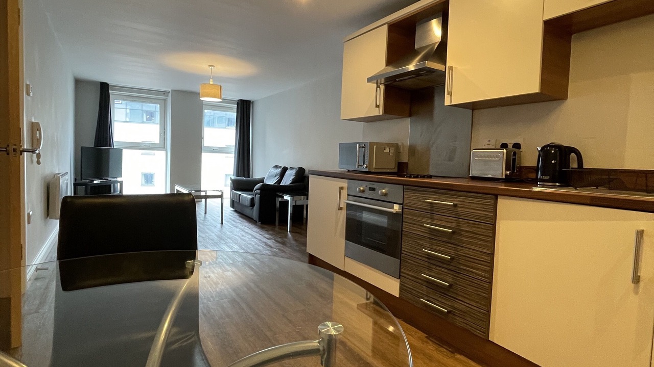 Photo of Livingroom in Coventry City Centre