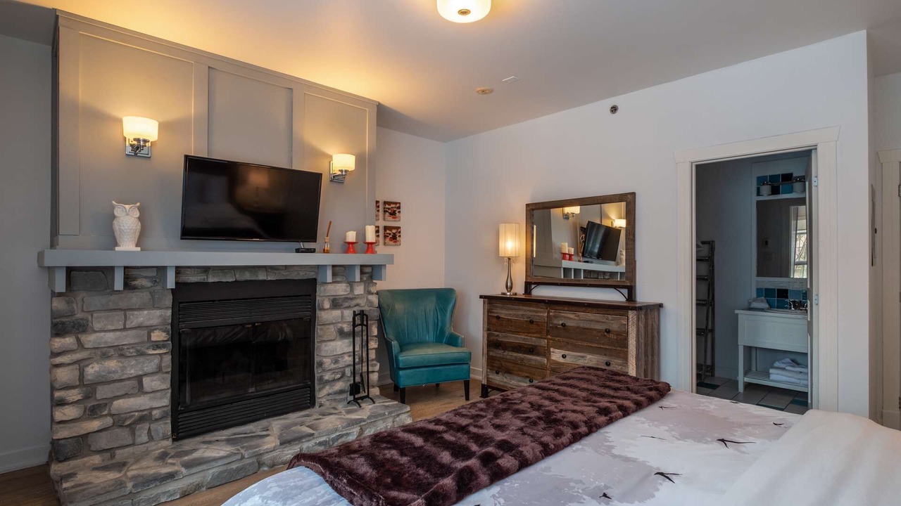 Photo of Bedroom in Tremblant-Les-Eaux