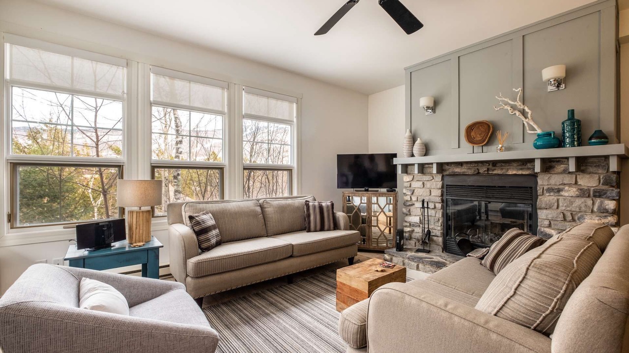 Photo of Livingroom in Tremblant-Les-Eaux