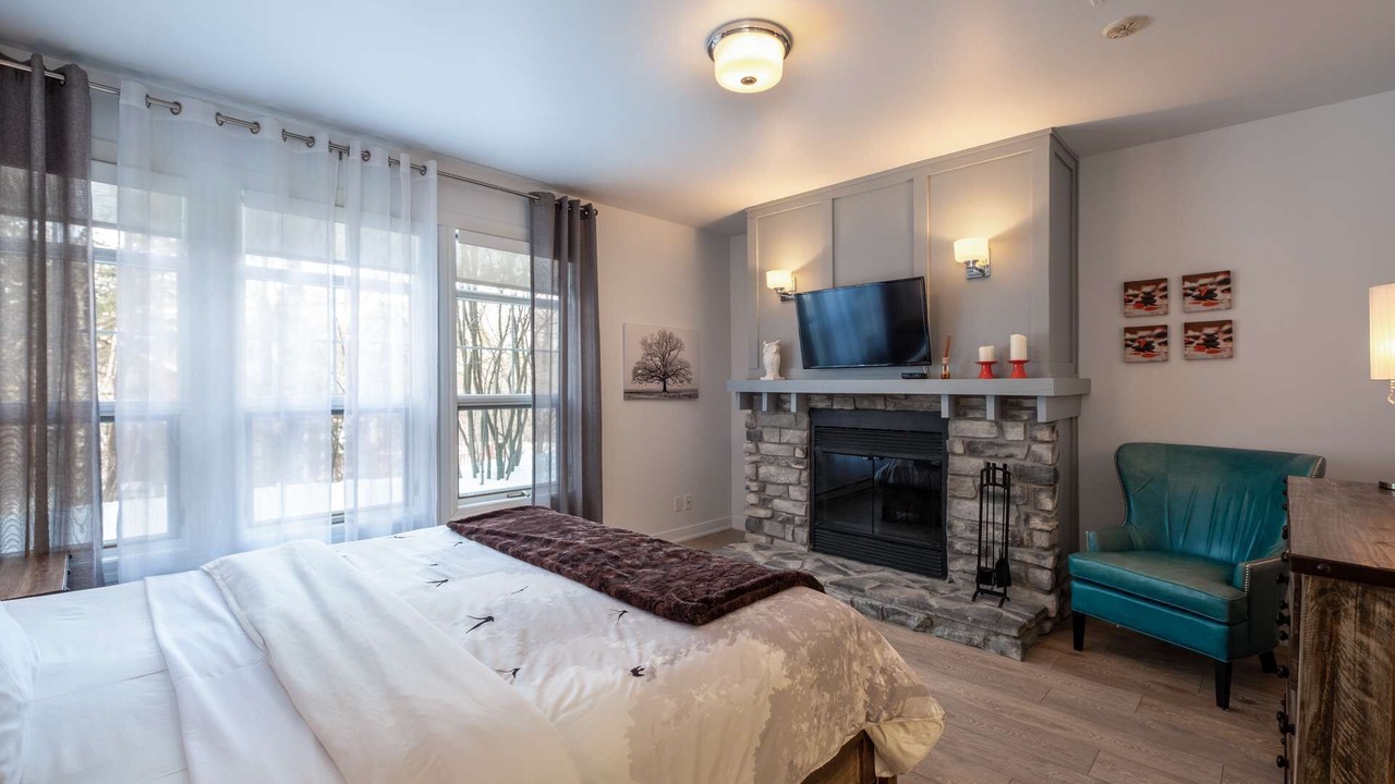 Photo of Bedroom in Tremblant-Les-Eaux